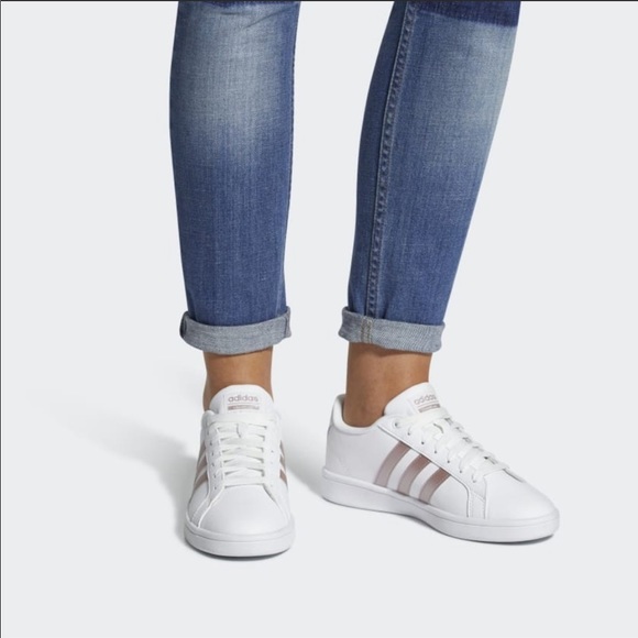 adidas Advantage Sneakers White Metallic - Size 7.5 - Picture 2 of 13